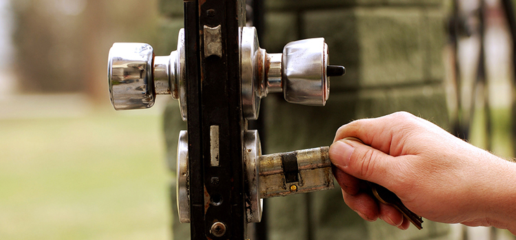front door latch repair Bonita