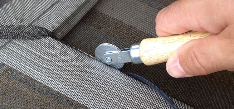 metal screen door repair in Bonita
